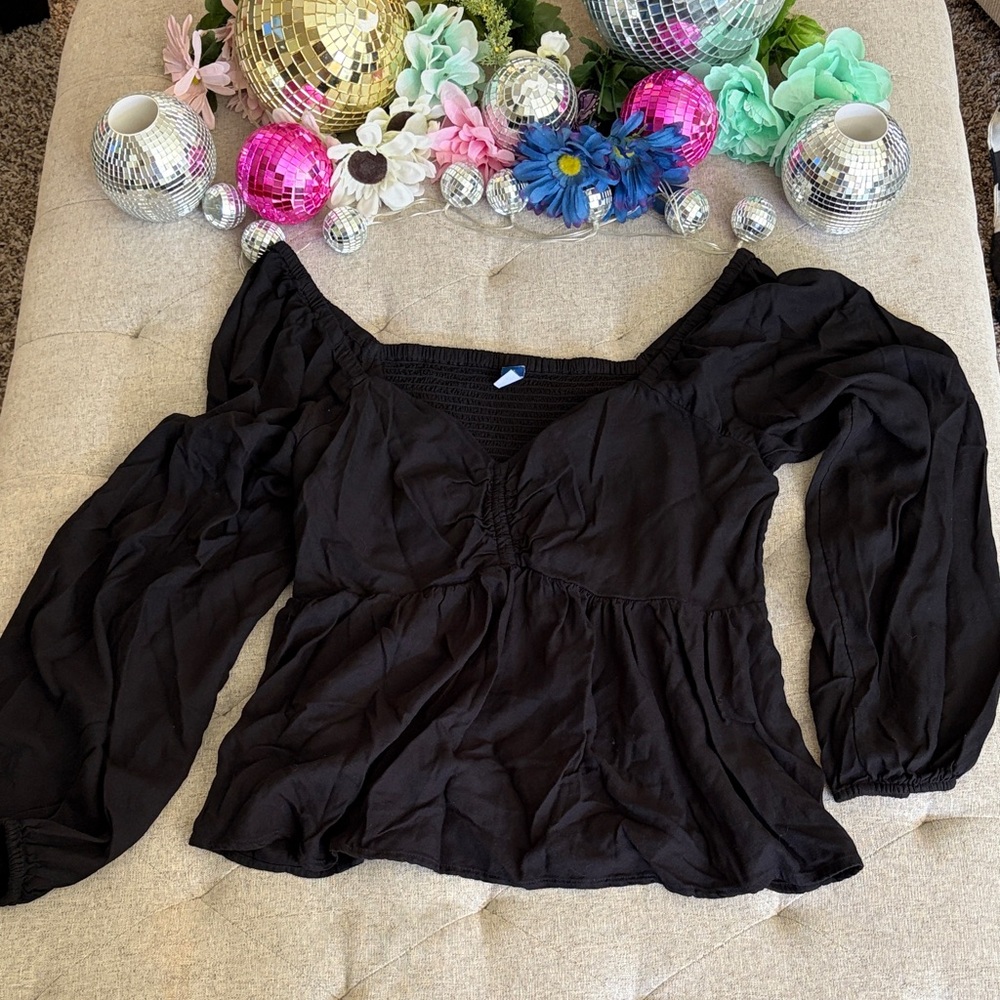 Old Navy Black Peasant Top with Puff Sleeves